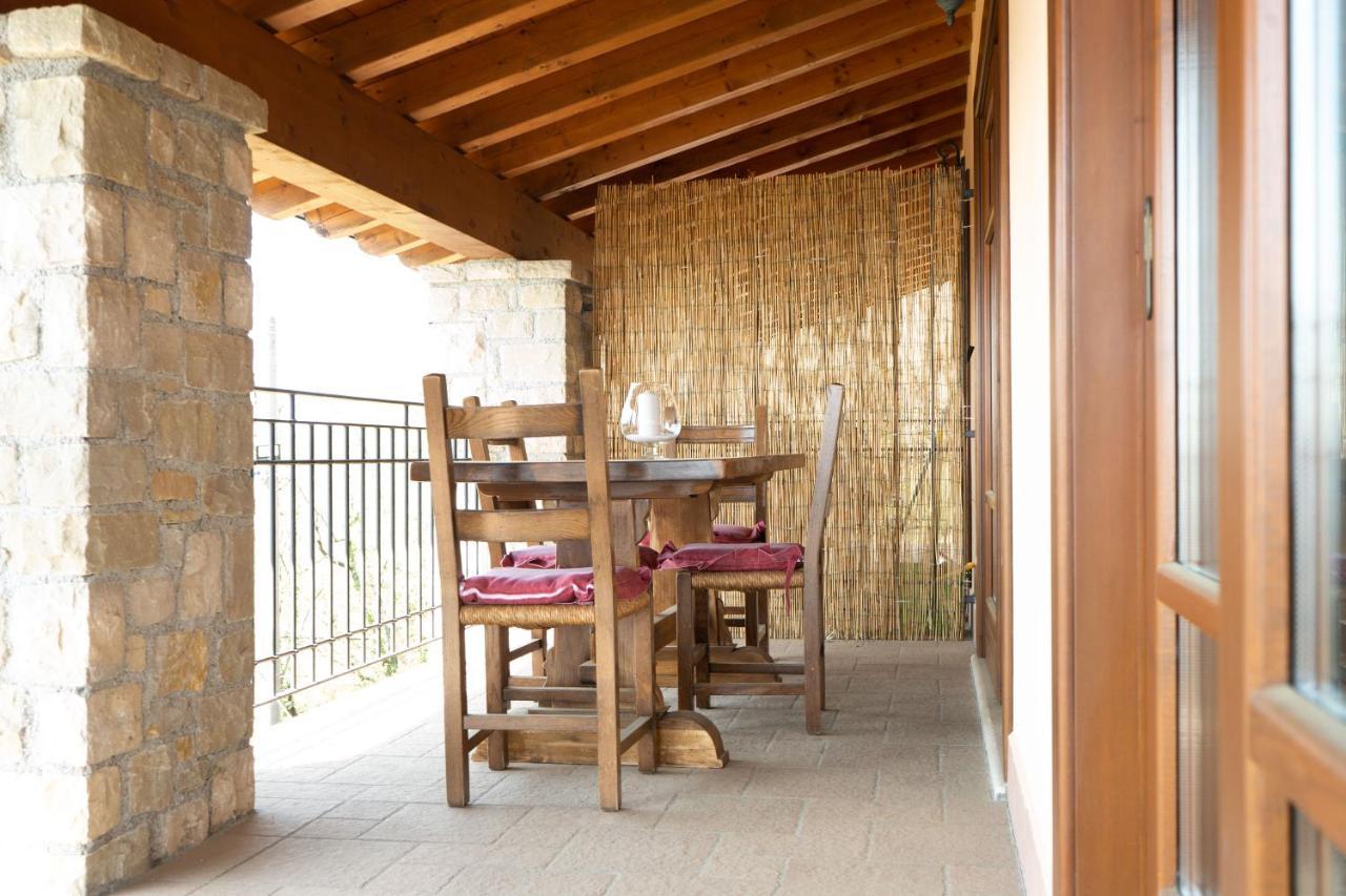 La Fiocchina - Magic Place - Apartments & Studios In Garda Lake - Countryside Farmhouse, Inside The Middle Of The Lake Salò Eksteriør billede