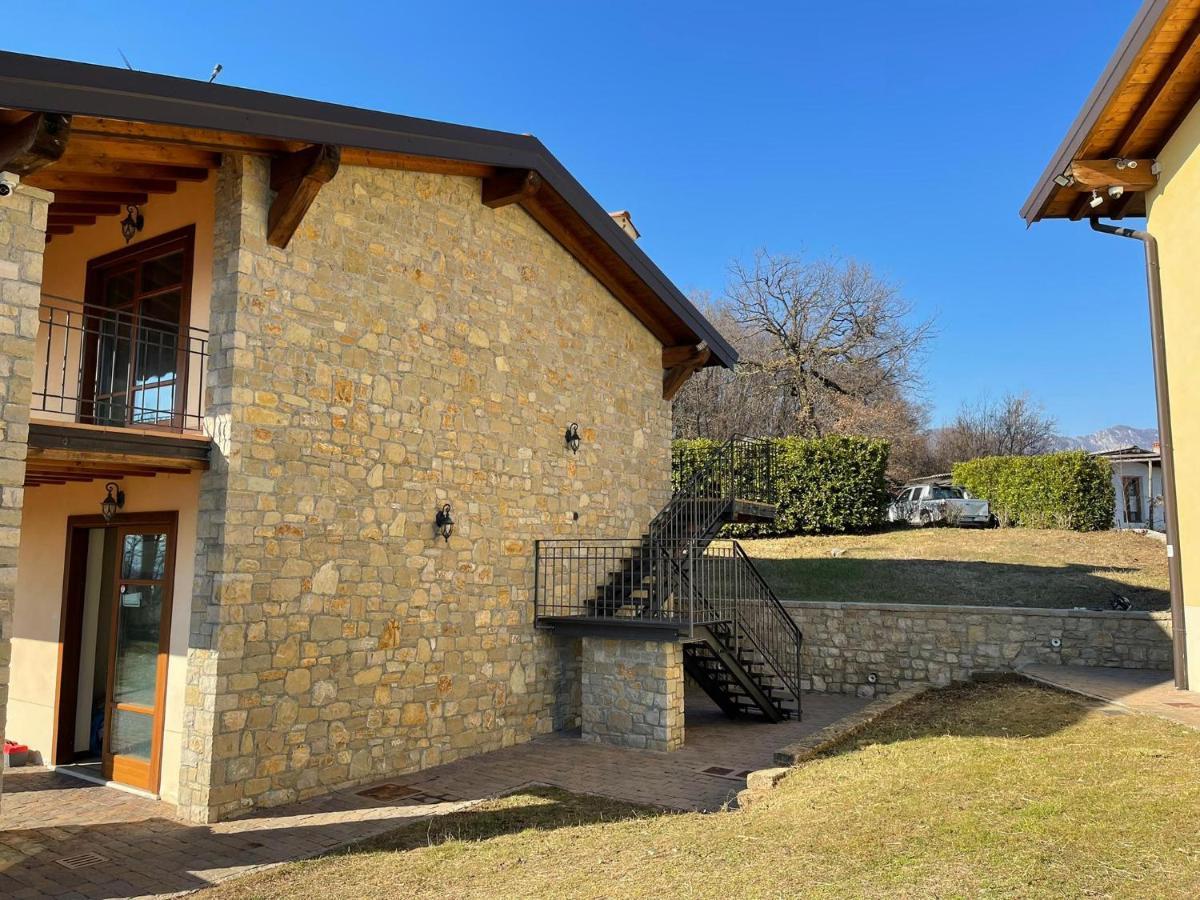 La Fiocchina - Magic Place - Apartments & Studios In Garda Lake - Countryside Farmhouse, Inside The Middle Of The Lake Salò Eksteriør billede