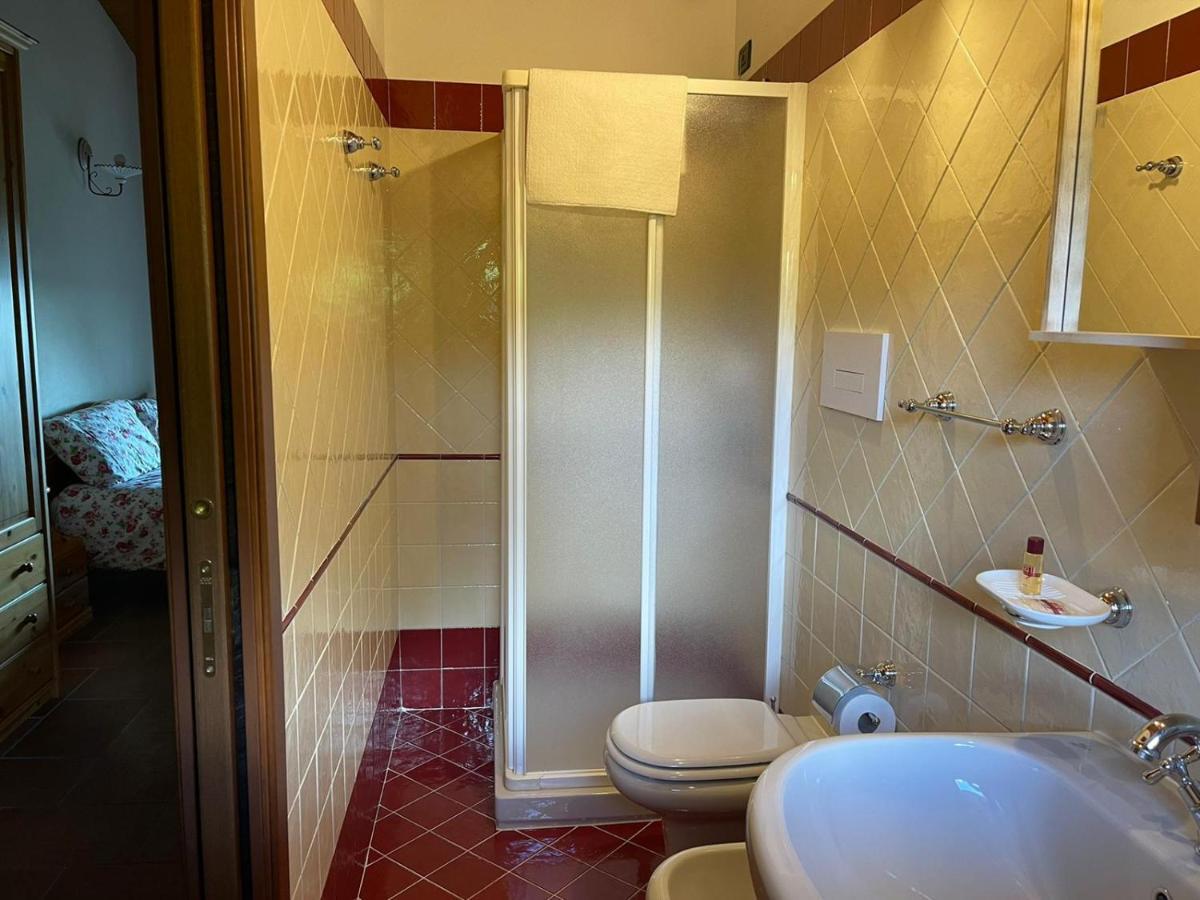 La Fiocchina - Magic Place - Apartments & Studios In Garda Lake - Countryside Farmhouse, Inside The Middle Of The Lake Salò Eksteriør billede